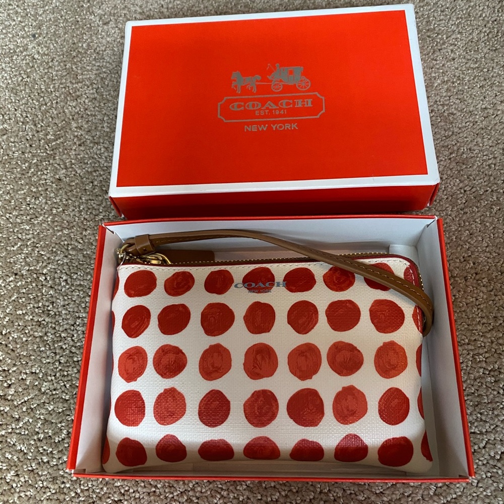 Coach Wristlet NWT - Picture 4 of 5